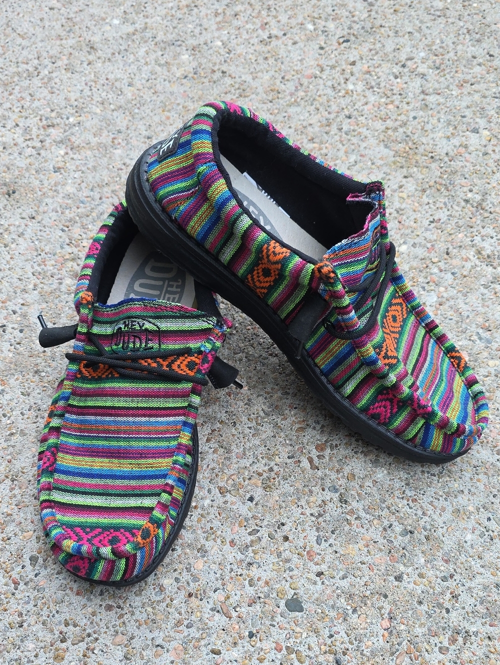 Hey Dude Serape Mesa Verde Vibrant Colored Stripes Size 7